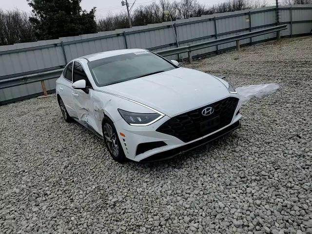 2020 Hyundai Sonata - Image 11