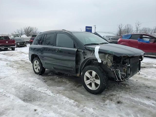 2014 Jeep Compass - Image 11