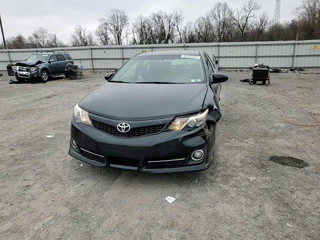 2014 Toyota Camry - Image 11