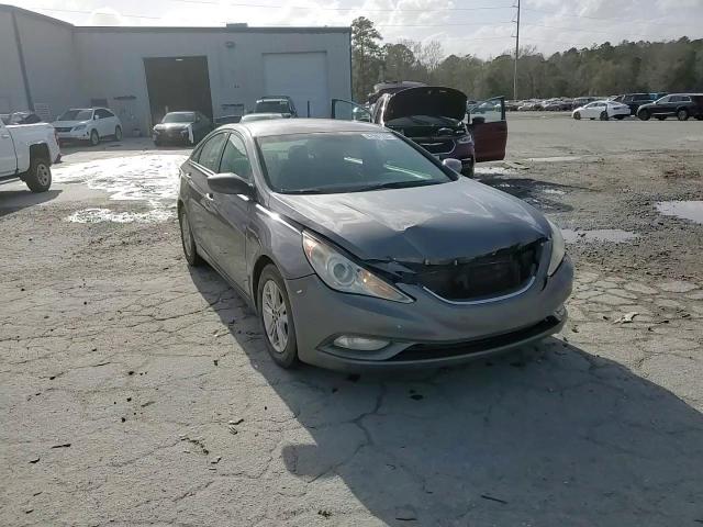 2013 Hyundai Sonata - Image 13