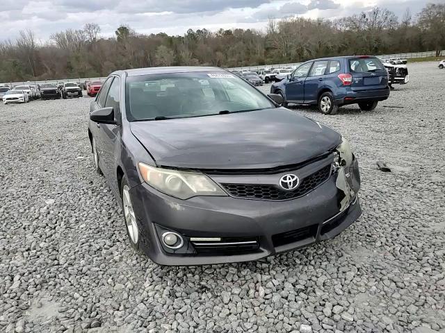 2014 Toyota Camry - Image 13