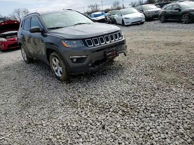2017 Jeep Compass - Image 11
