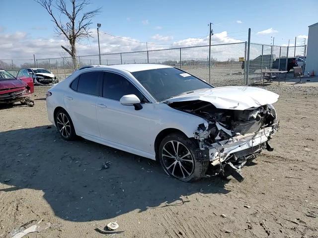 2019 Toyota Camry L VIN: 4T1B11HK1KU268726 Lot: 49829335