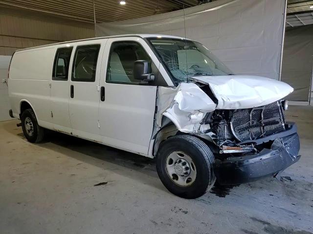 2013 Chevrolet Express - Image 12