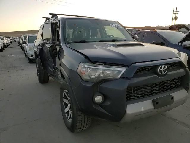 2018 Toyota 4Runner - Image 12