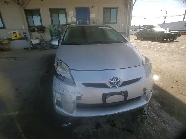2011 Toyota Prius - Image 10