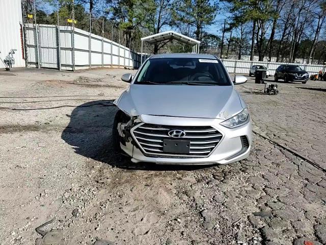 2018 Hyundai Elantra - Image 13