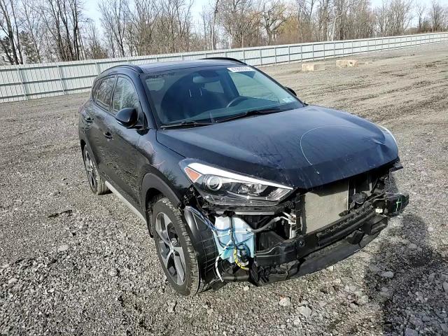 2018 Hyundai Tucson - Image 12