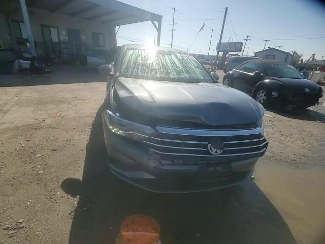 2019 Volkswagen Jetta - Image 11