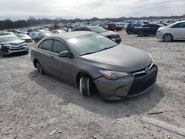 2016 Toyota Camry - Image 11