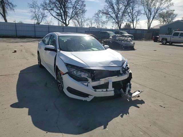2018 Honda Civic - Image 10