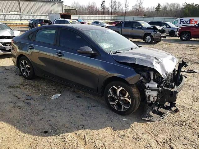2019 Kia Forte - Image 11