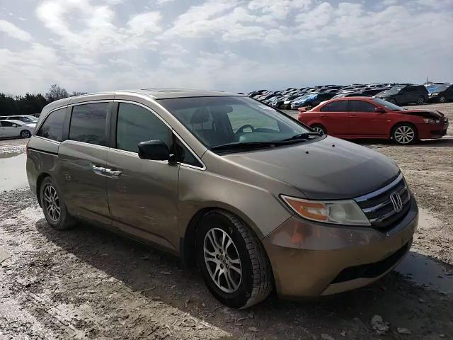 2012 Honda Odyssey - Image 11