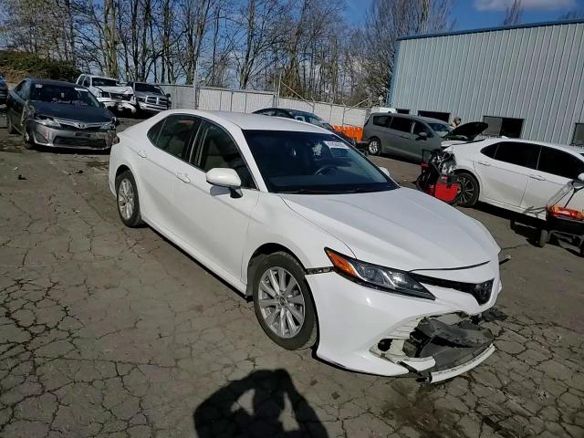 2018 Toyota Camry - Image 10