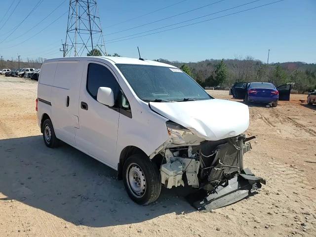 2015 Nissan NV - Image 10