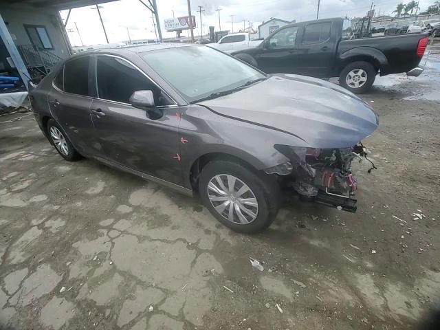 2022 Toyota Camry - Image 10