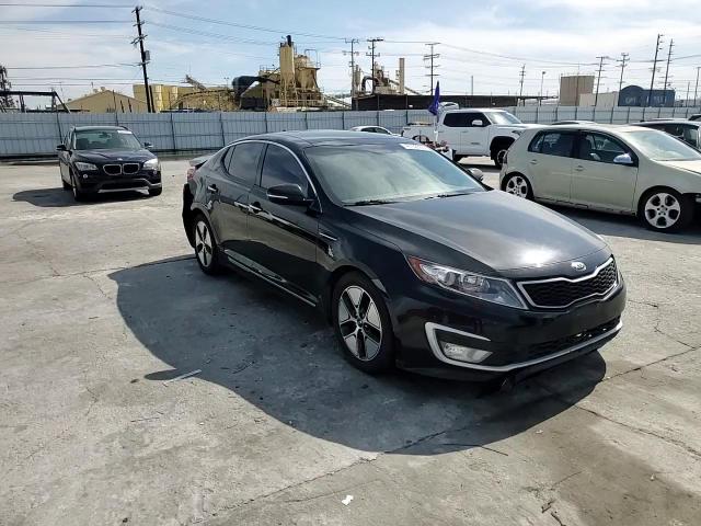2012 Kia Optima - Image 11