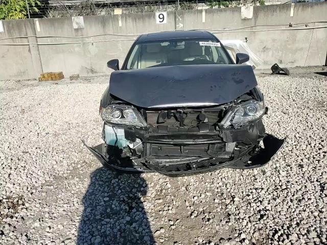 2013 Lexus ES - Image 14