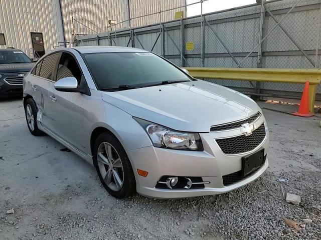 2014 Chevrolet Cruze - Image 13