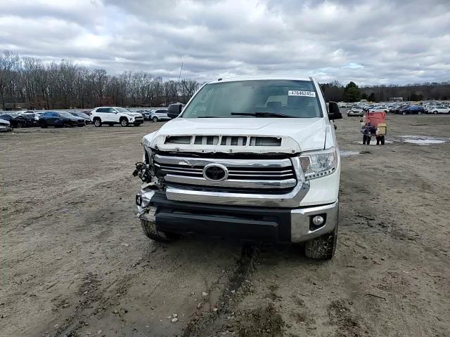 2017 Toyota Tundra - Image 11