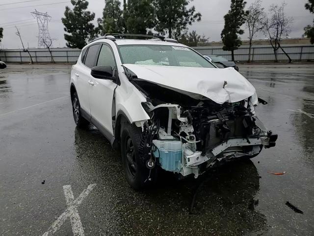 2016 Toyota RAV 4 - Image 12