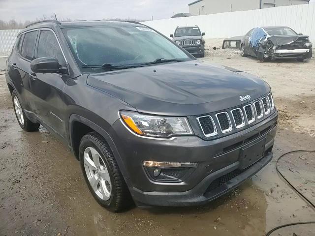 2018 Jeep Compass - Image 14