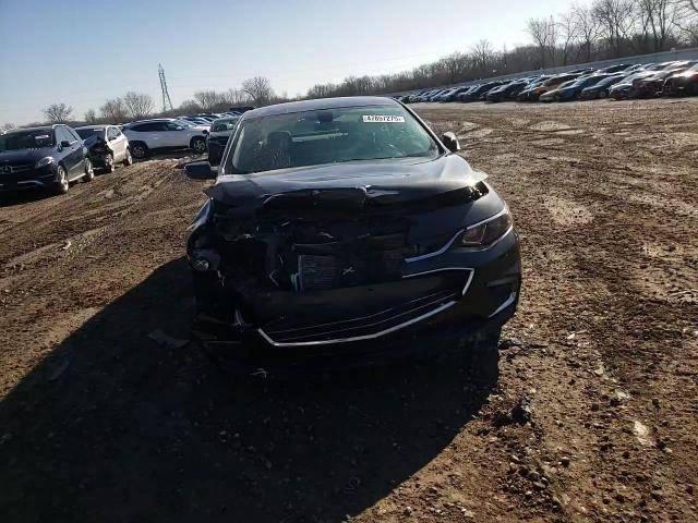 2018 Chevrolet Malibu - Image 13