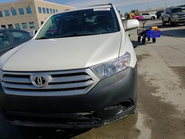 2013 Toyota Highlander - Image 14