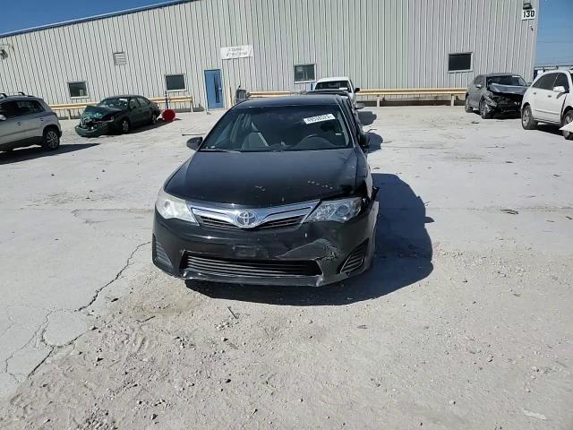 2014 Toyota Camry - Image 11