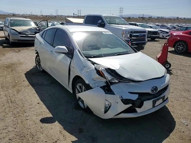 2017 Toyota Prius - Image 10