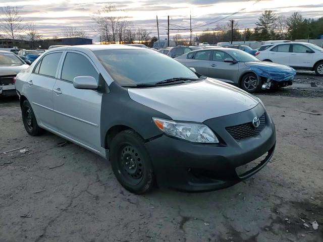2010 Toyota Corolla - Image 11