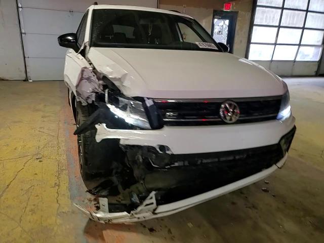 2021 Volkswagen Tiguan - Image 11