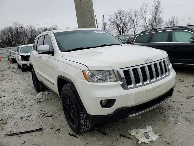 2011 Jeep Grand Cherokee - Image 12