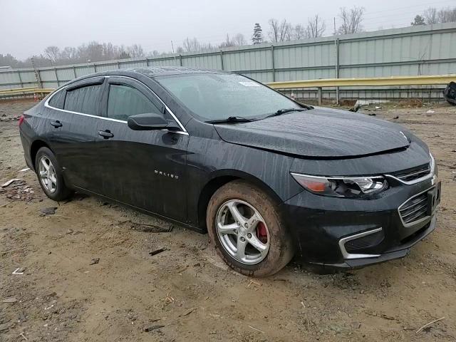 2017 Chevrolet Malibu - Image 10
