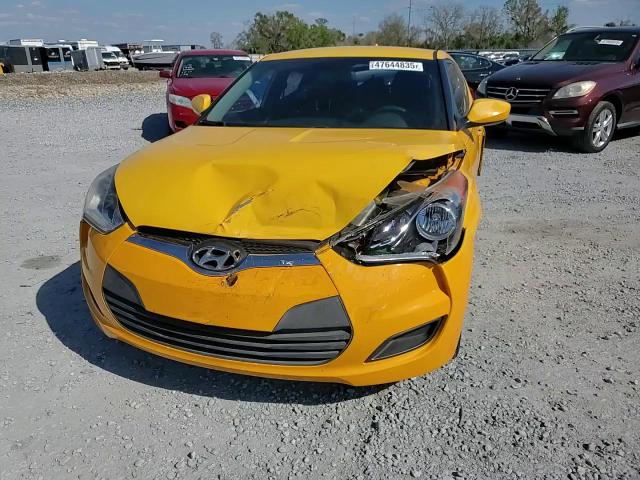 2016 Hyundai Veloster - Image 10
