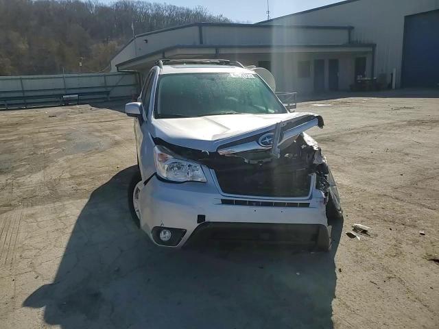 2016 Subaru Forester - Image 14