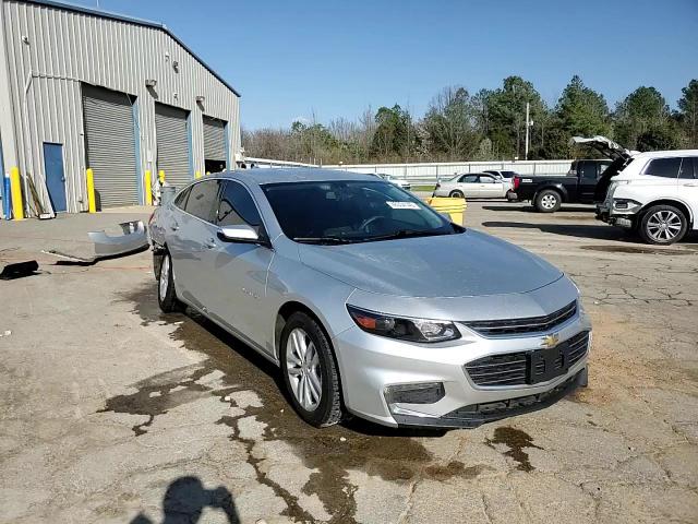 2018 Chevrolet Malibu - Image 14
