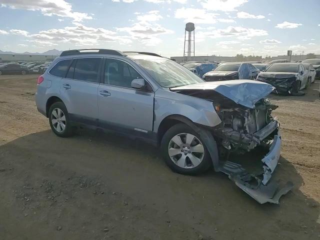 2012 Subaru Outback - Image 10