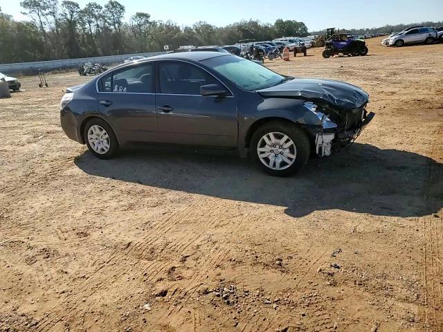 2010 Nissan Altima - Image 11