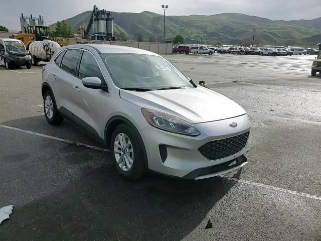 2020 Ford Escape - Image 11