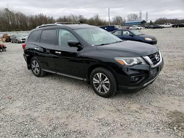2017 Nissan Pathfinder - Image 12