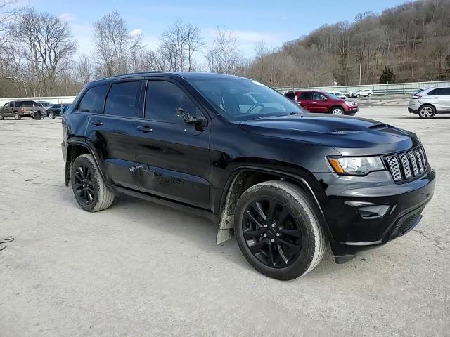 2019 Jeep Grand Cherokee - Image 12