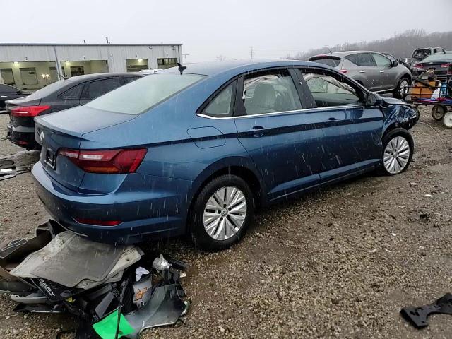 2019 Volkswagen Jetta - Image 13