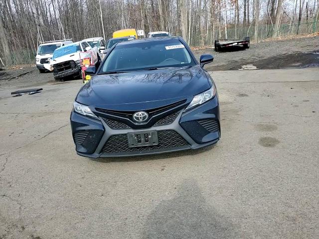 2018 Toyota Camry - Image 10