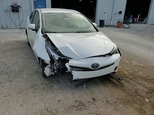 2018 Toyota Prius - Image 10