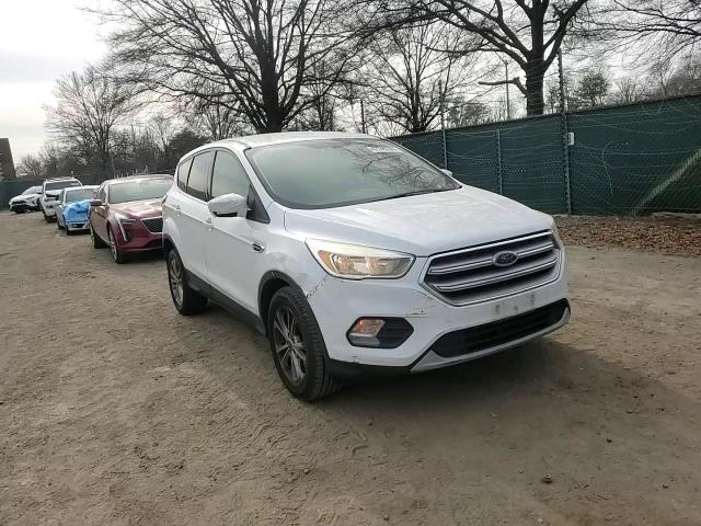 2017 Ford Escape - Image 11