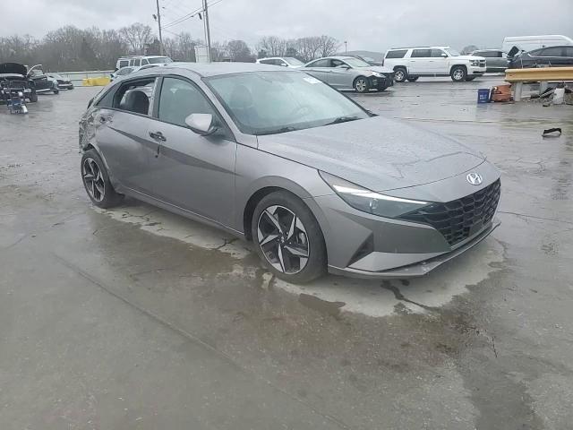 2023 Hyundai Elantra - Image 10