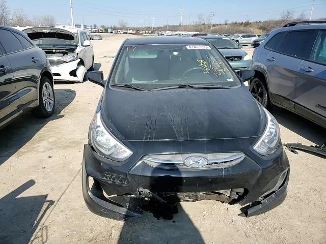 2017 Hyundai Accent - Image 11