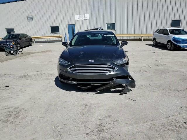 2017 Ford Fusion - Image 11