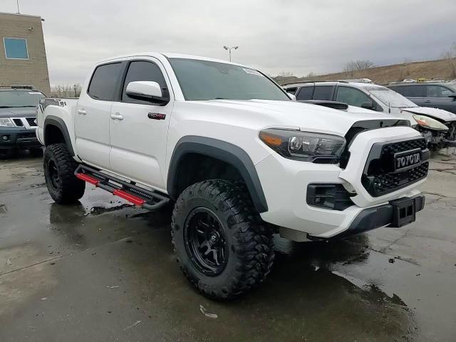 2018 Toyota Tacoma - Image 13